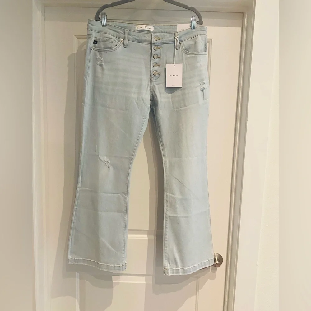 NEW KANCAN Saylor Mid Rise Flare Jeans (Petite) SIZE 15 - Picture 3 of 4